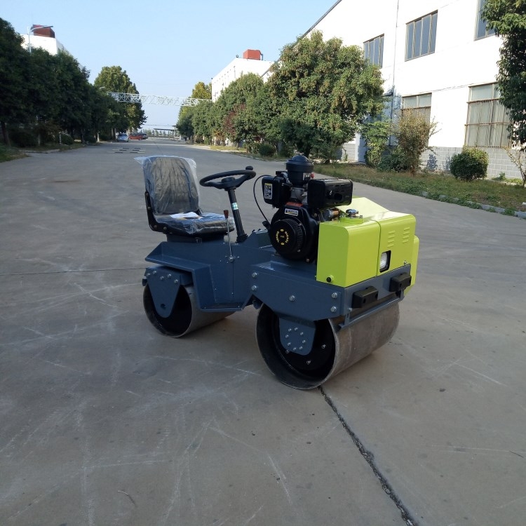 壓路機廠家教給您如何進行壓路機散熱？