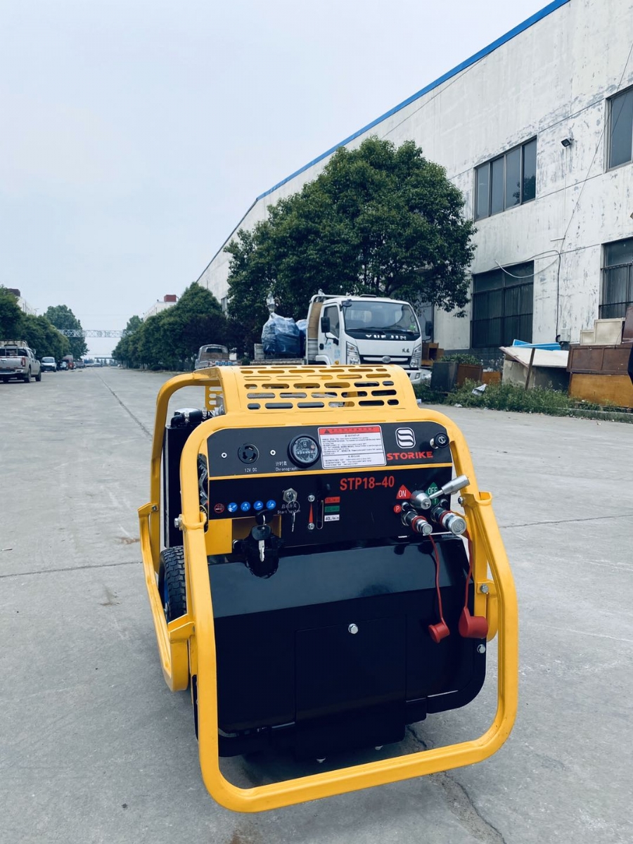 23馬力液壓動力站使用時要留心什么？